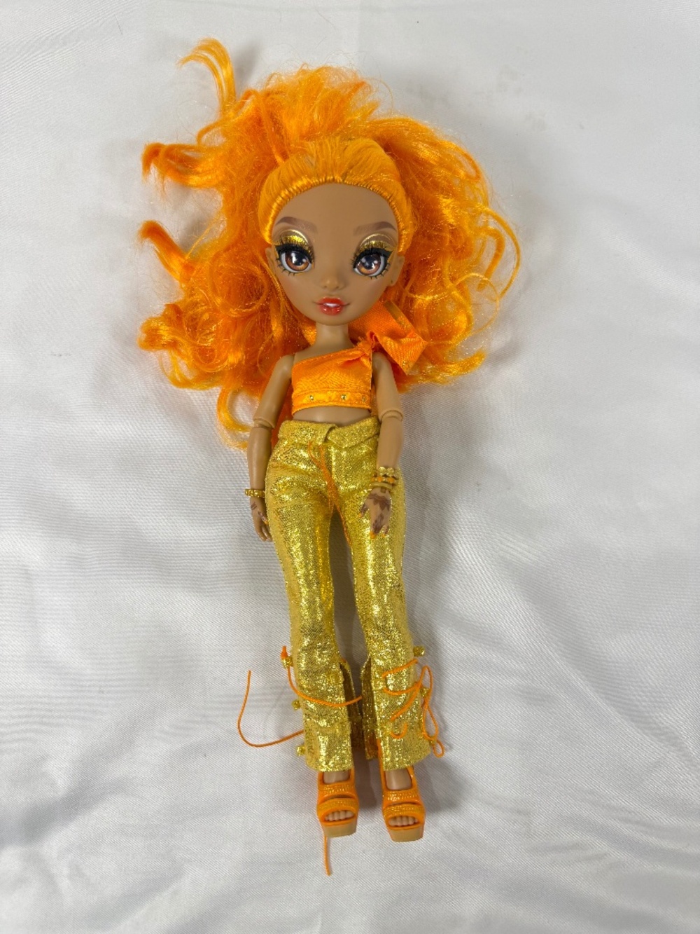 Rainbow High Meena Fleur Series 4 Orange Gold Fashion Doll